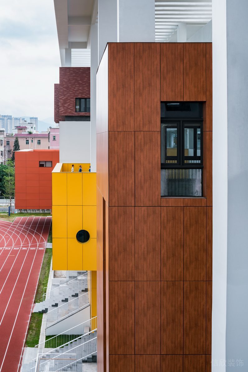 现代简约风学校设计图