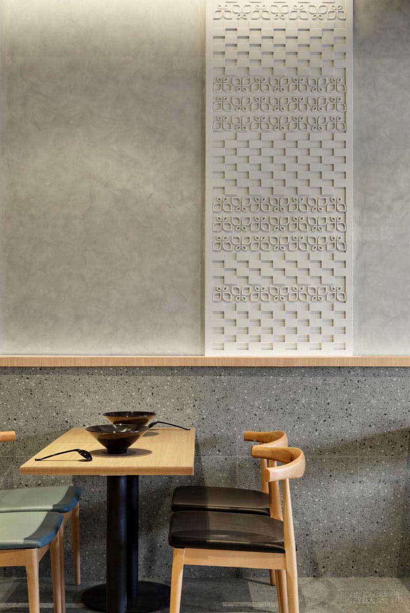 餐厅灰色与原木色设计效果