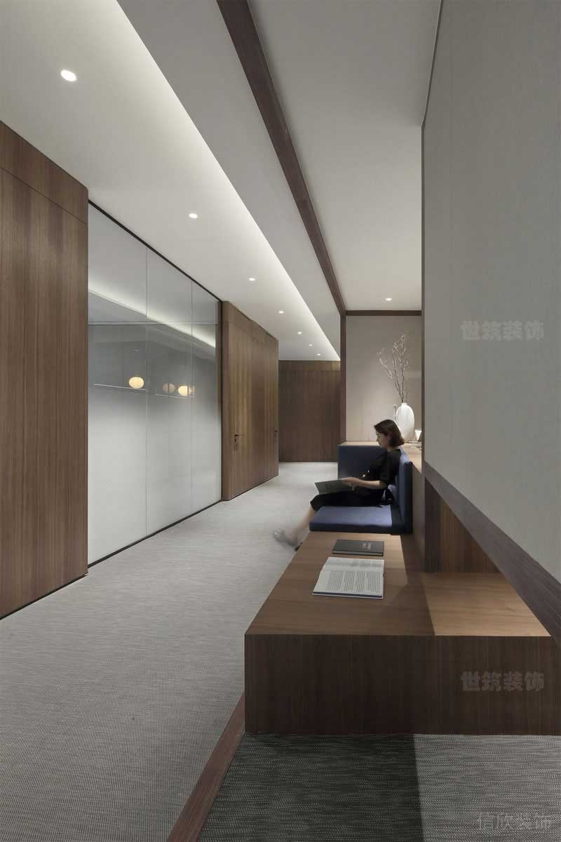 美式现代风格办公室过道休闲等候区
