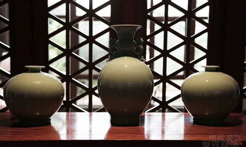 中式风格家居案台花瓶