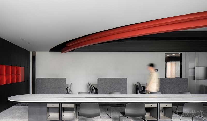 深圳南山前海现代风格办公室装修设计会议桌办公家具