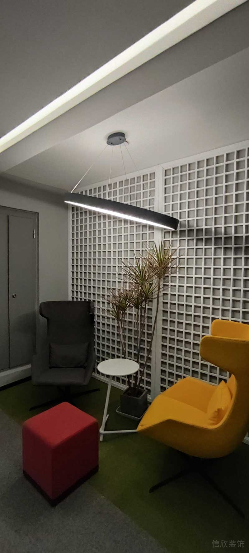 宝安区简约风格办公室装修设计绿植元素