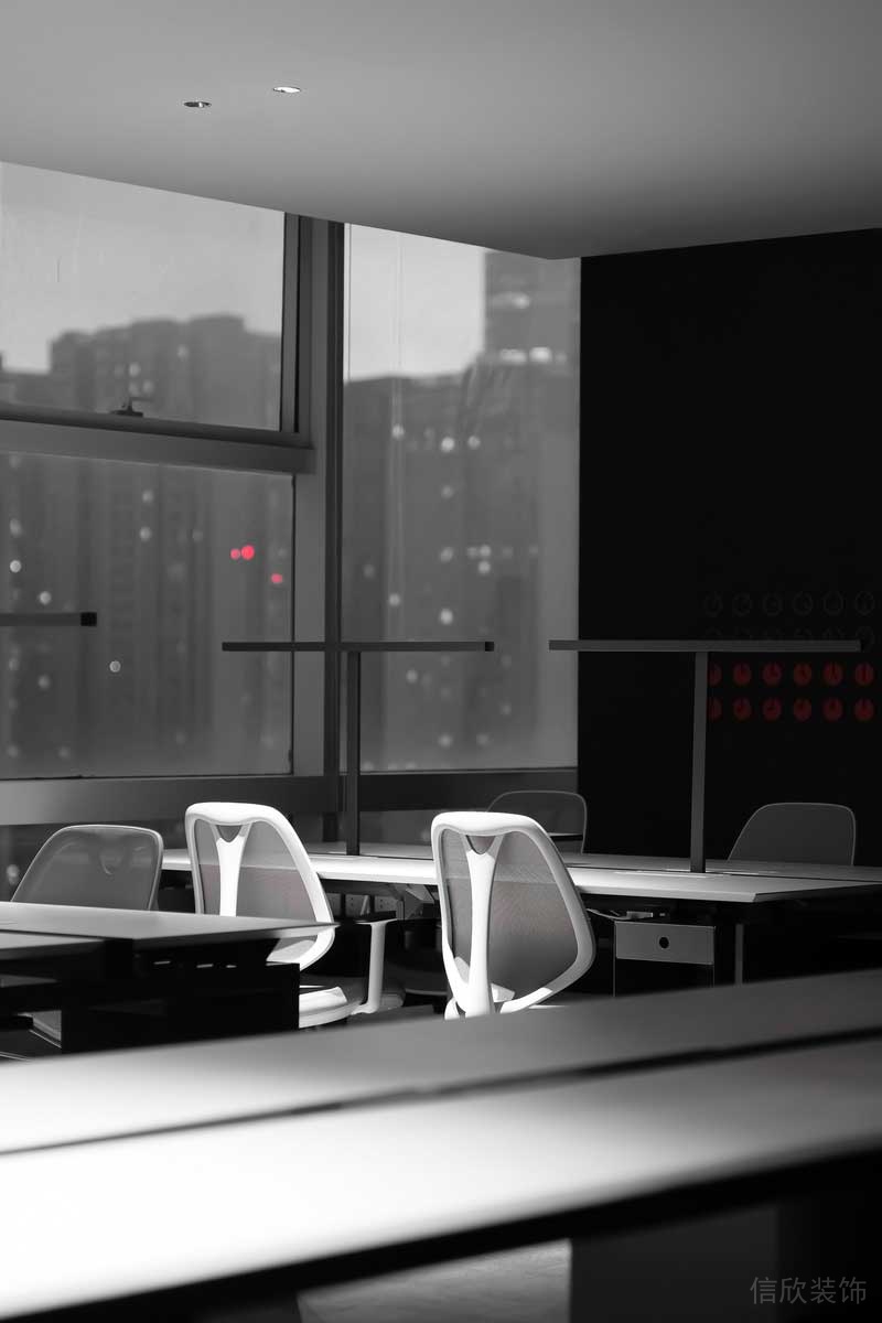 深圳南山前海现代风格办公室装修设计市场部办公区灯光效果