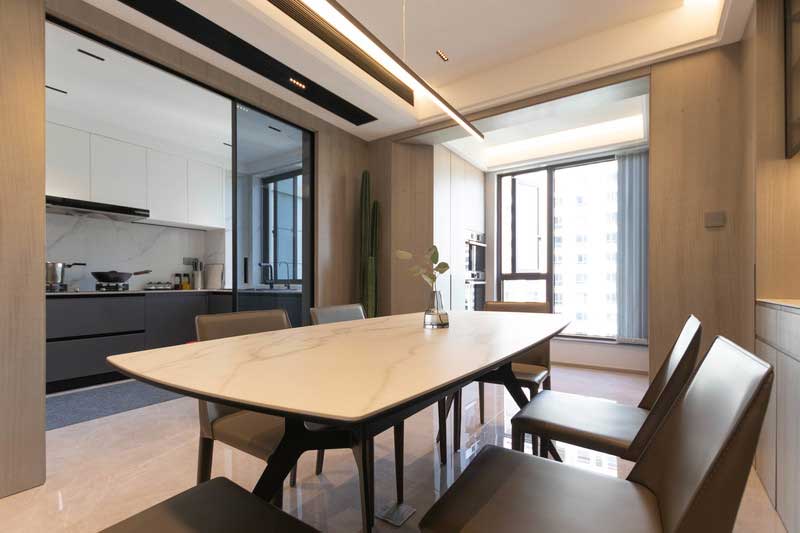 深圳罗湖区现代简约家庭新房装修厨房单扇嵌入式推拉门