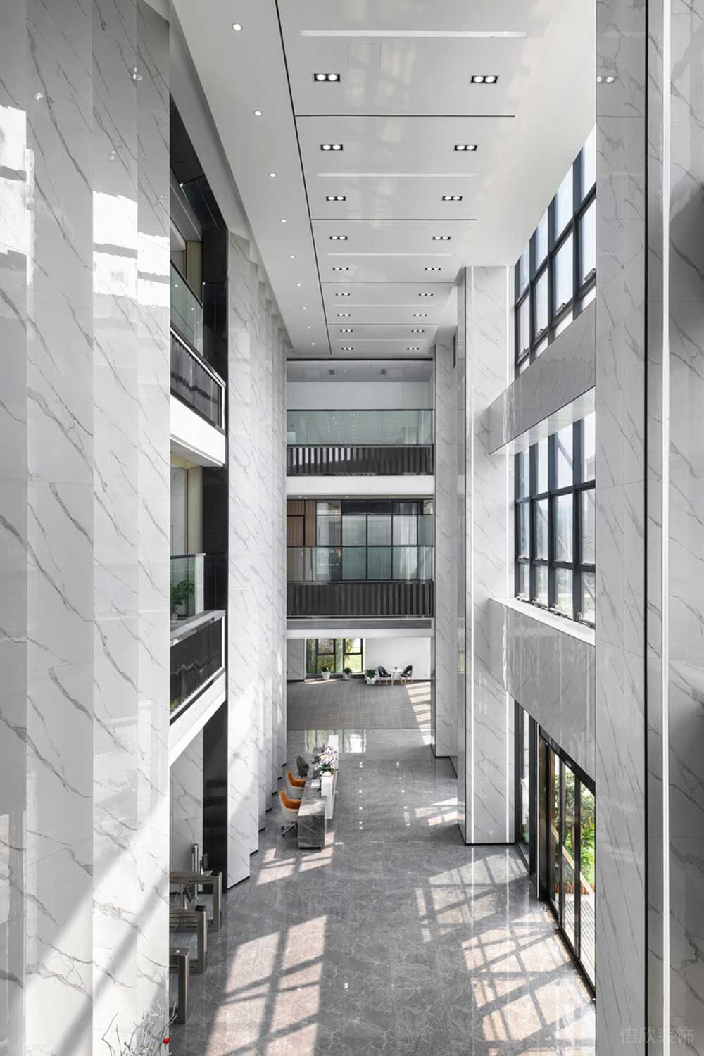 深圳罗湖区华润大厦现代简约风格办公室设计案例大堂