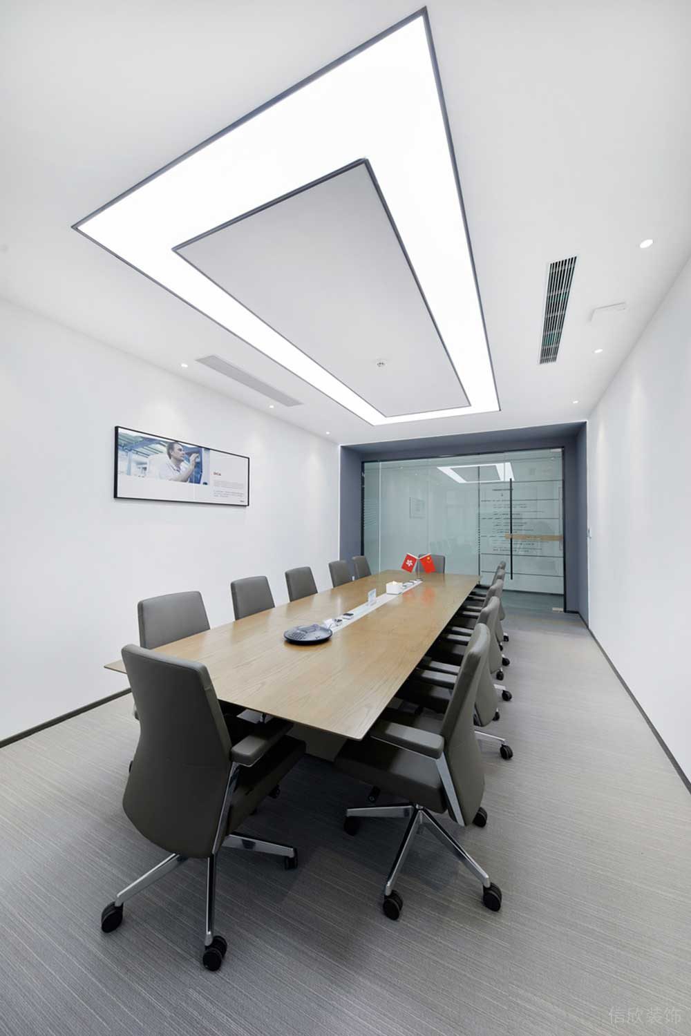 南山区讯美科技广场现代风格办公室装修办公家具