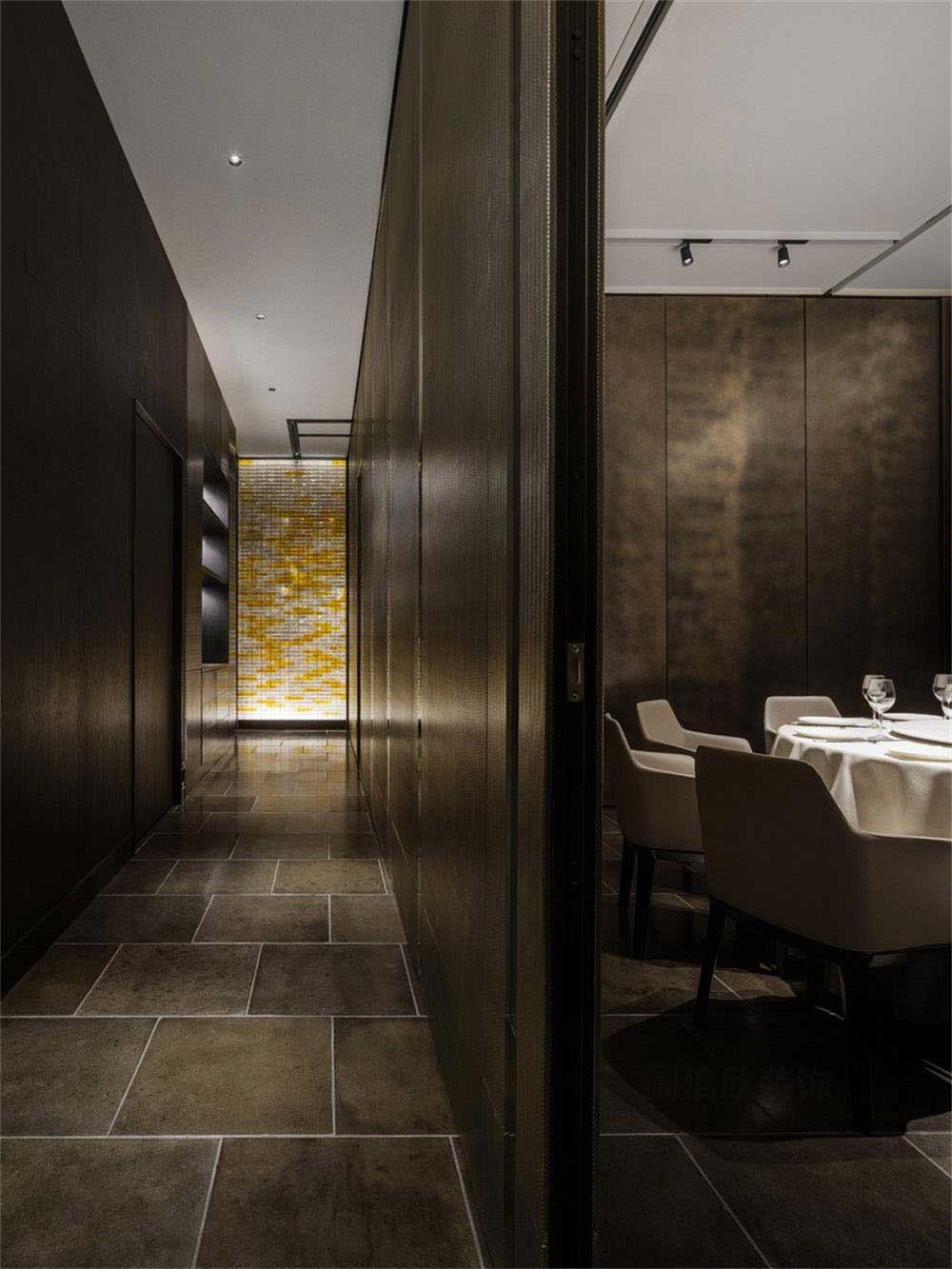 深圳南山新中式餐厅装修设计案例走廊