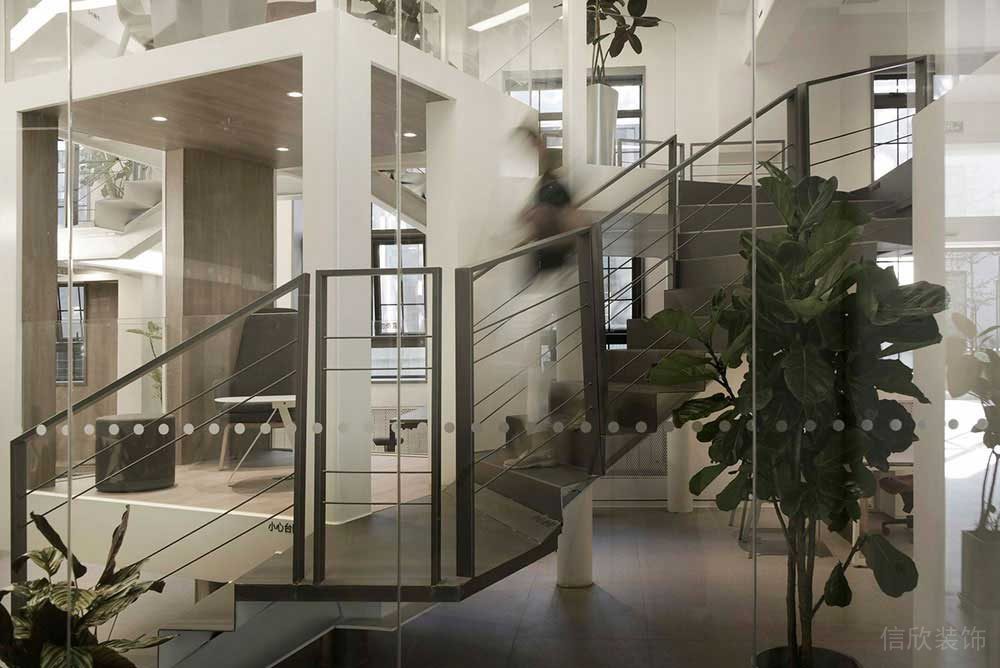 现代风格办公室项目楼梯走道设计装修图