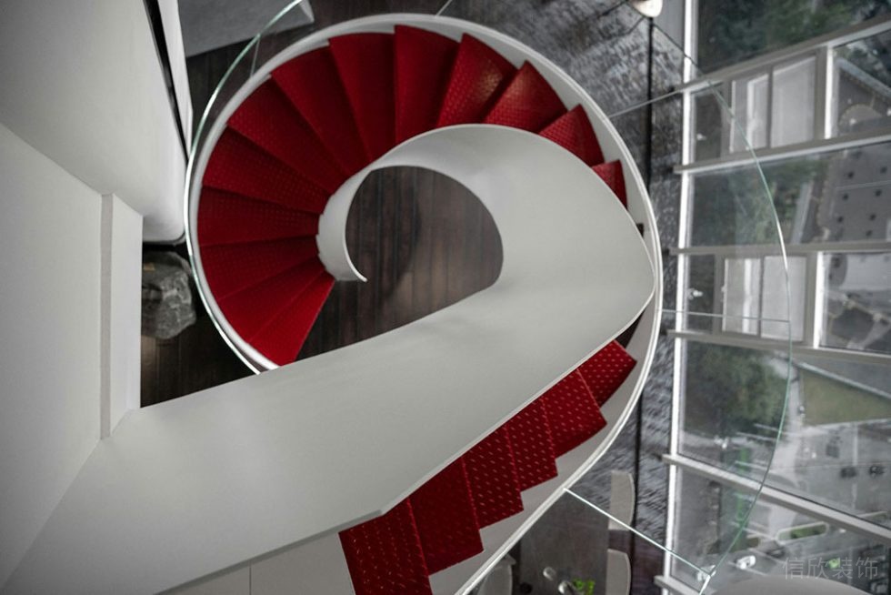 现代风格商务办公场所楼梯空间设计装修图