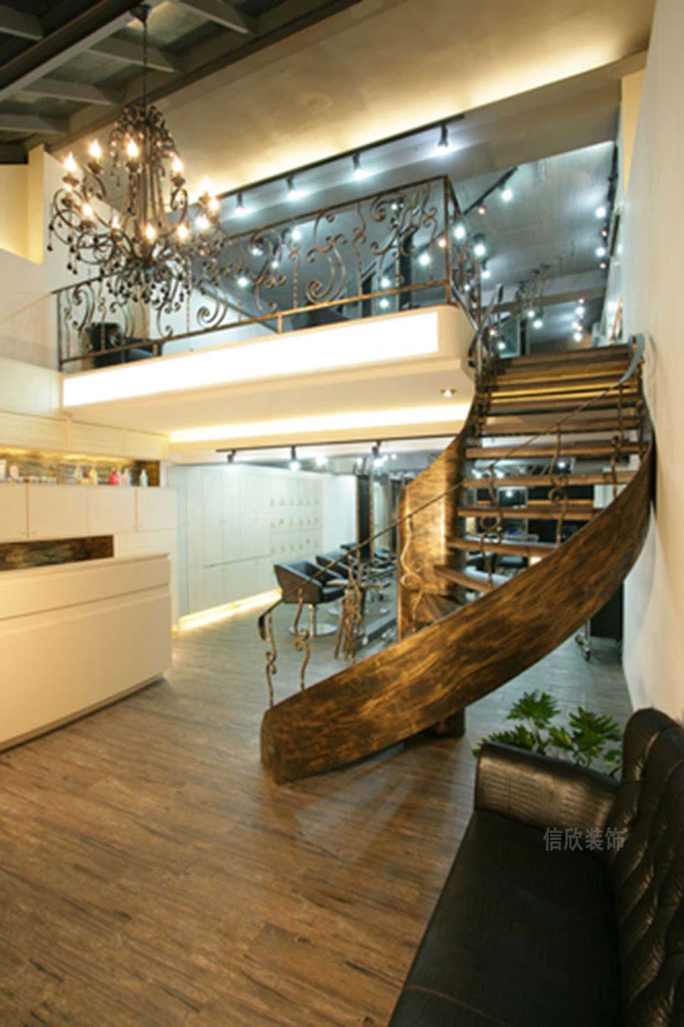 100平米复式美发店楼梯装修设计