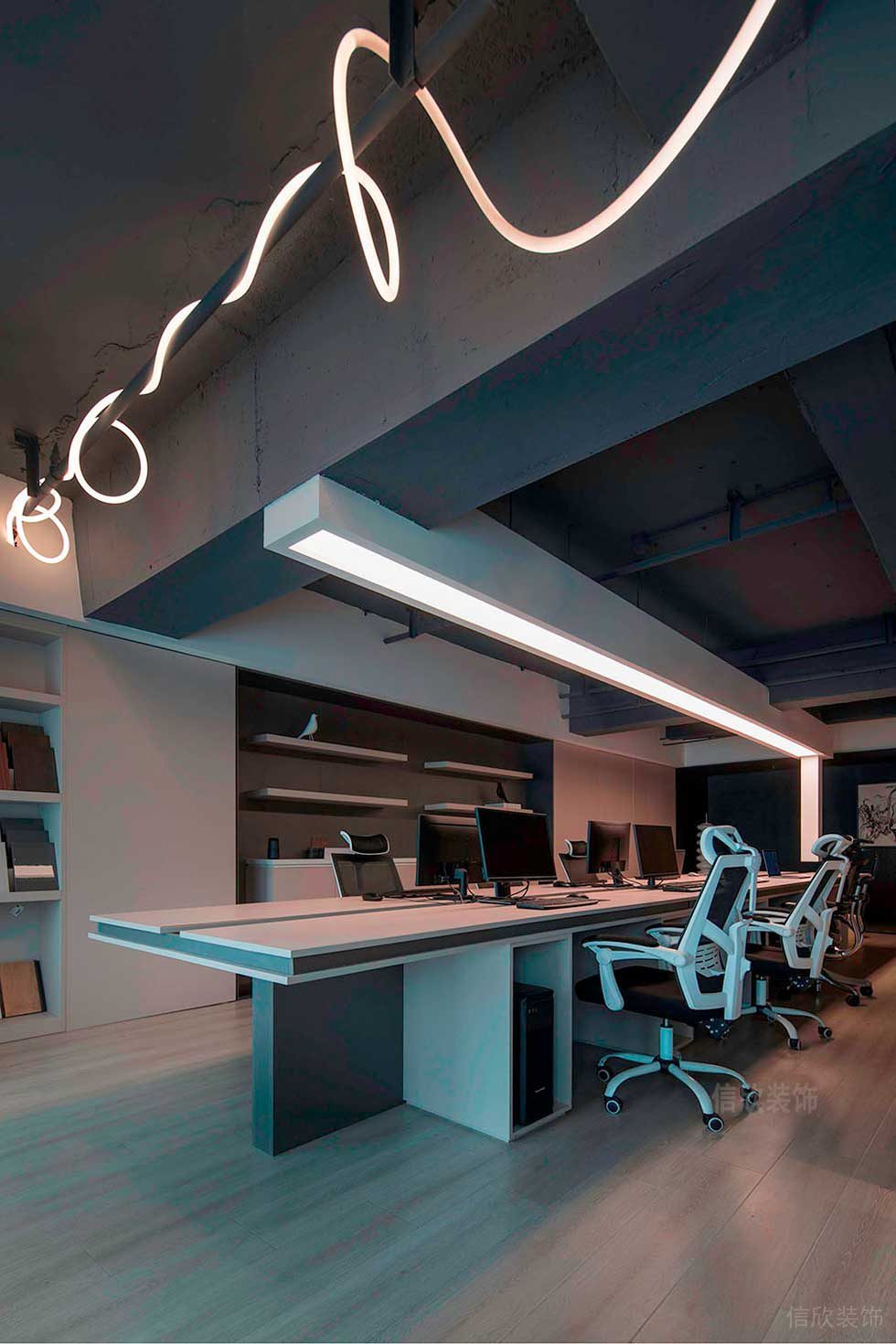 现代简约风格办公空间工作区矩形吊灯效果图
