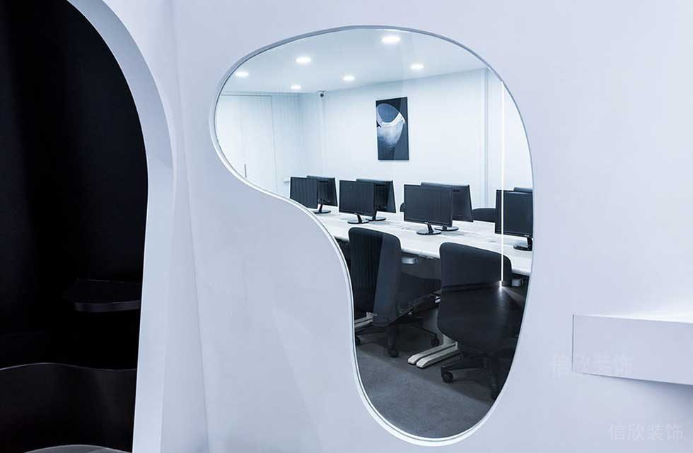 现代简约风格办公室隔断异形镂空窗孔效果图