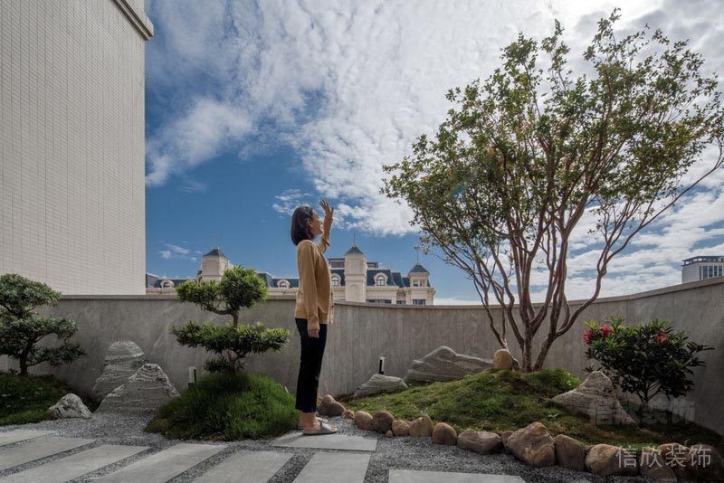 深圳市罗湖区田贝德弘天下华府私家小花园