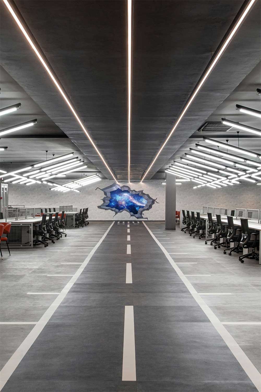 深圳南山区工业风格机场主题办公室设计装修-办公区