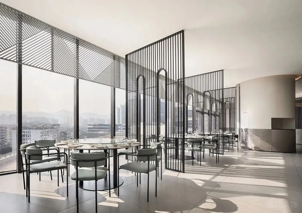 深圳罗湖东门鸿展中心城极简风格川菜馆装修案例8人用餐区效果图