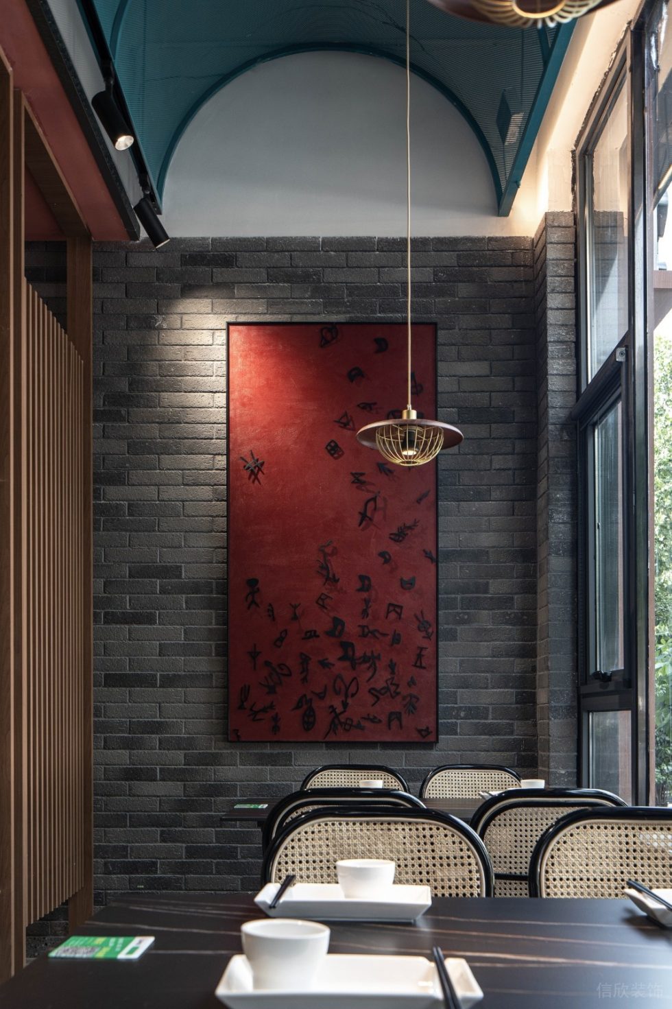 深圳龙岗中粮祥云新中式风格粉面店装修案例艺术装饰画