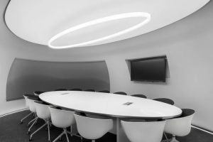 深圳南山同方信息港600平方米黑白灰色调现代科技风写字楼装修案例会议室效果图