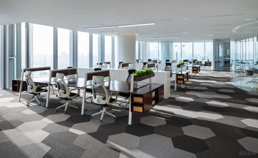 深圳南山振业国际商务中心800平方米现代轻奢风办公室装修案例开放式办公区