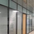 铝框百叶玻璃隔断