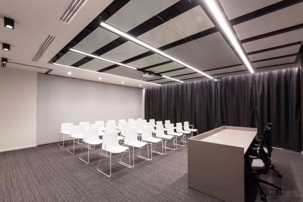 深圳南山弘毅大厦1500平方米现代极简风格办公室装修案例培训室