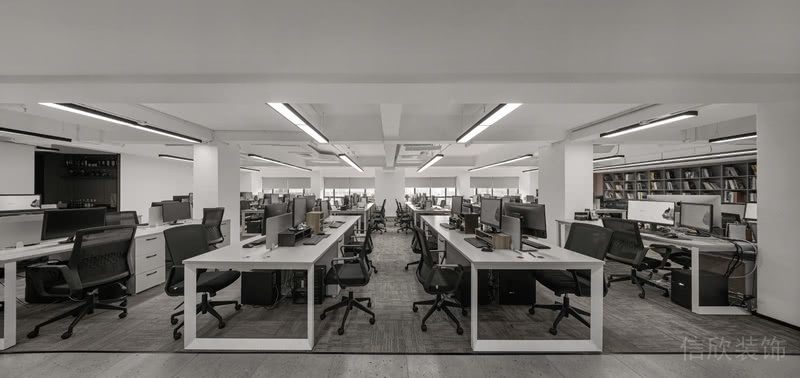 白色主调现代极简主义风格办公室装修设计 办公区 (2)