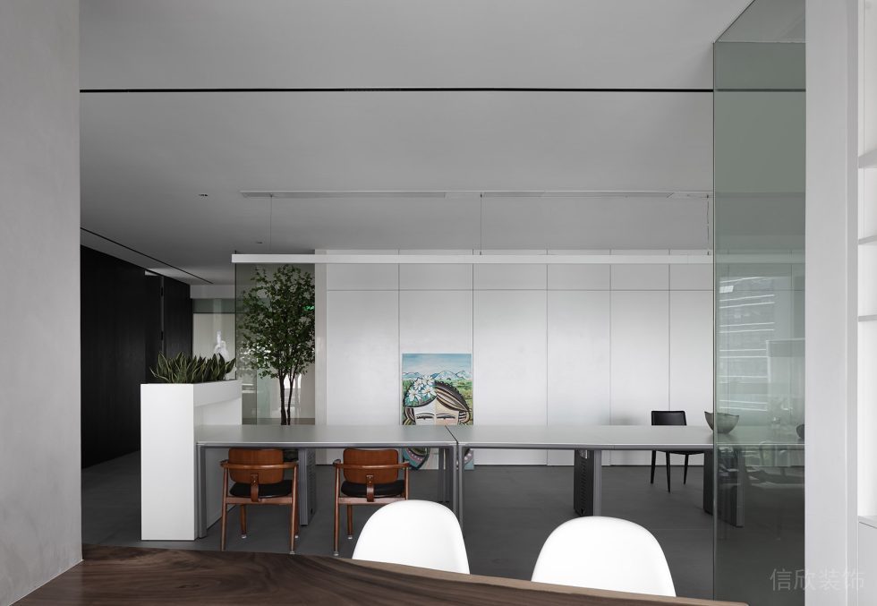朗科大厦北欧简约风格办公室装修设计案例 工作区全视图