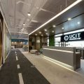 深圳龙岗山海商业广场工业现代风设计特色办公室装修案例前厅效果图