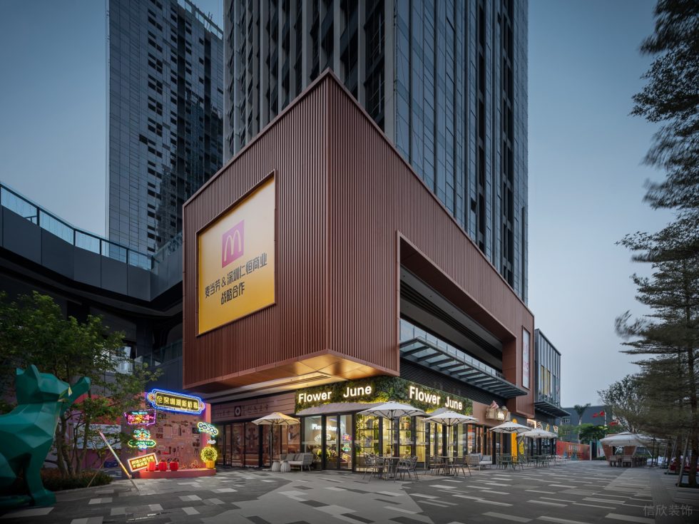 深圳市南山中心区现代风花店装修设计实景效果图-街景视角