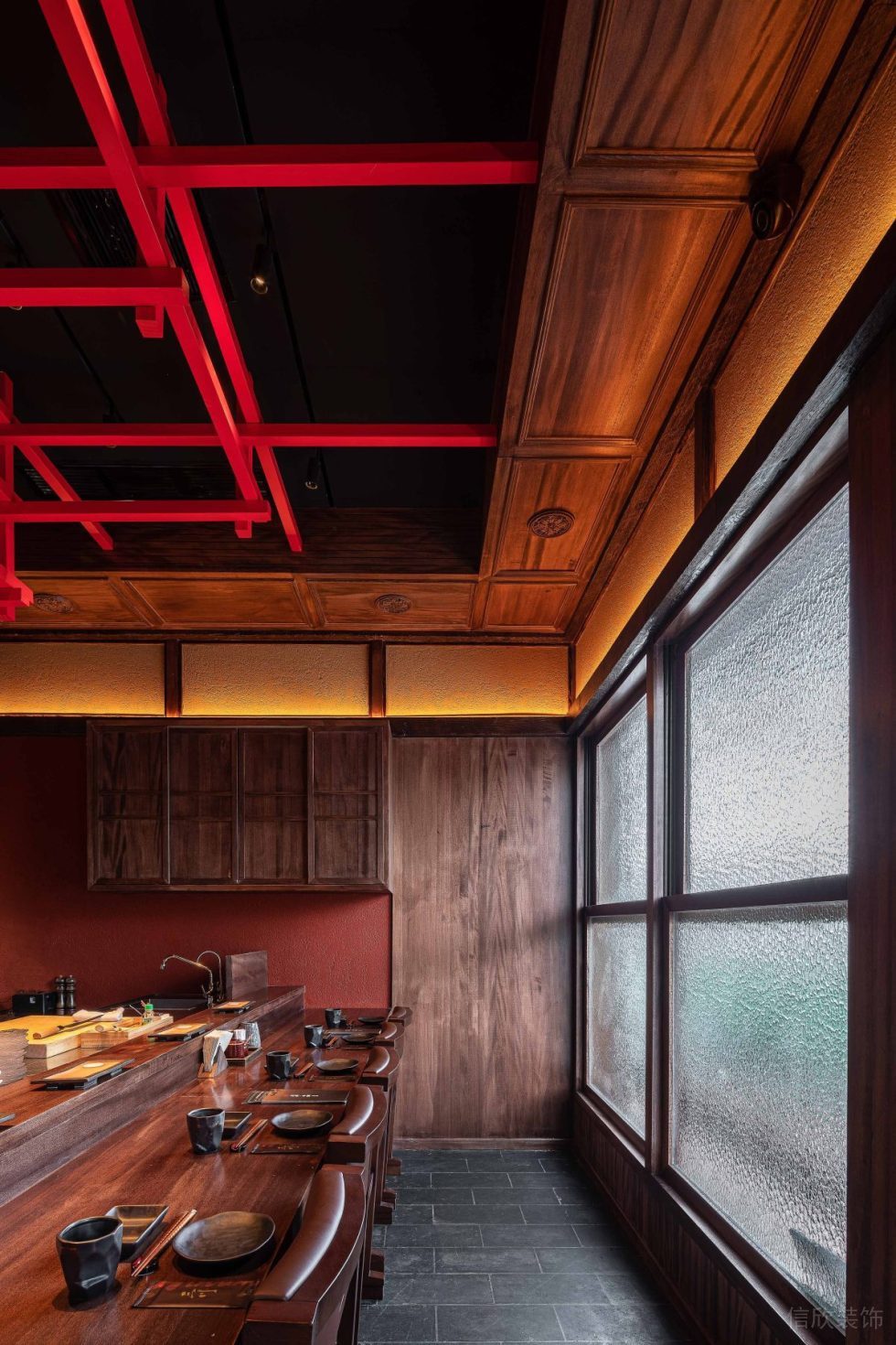 深圳市日式风格餐厅玻璃窗装修设计