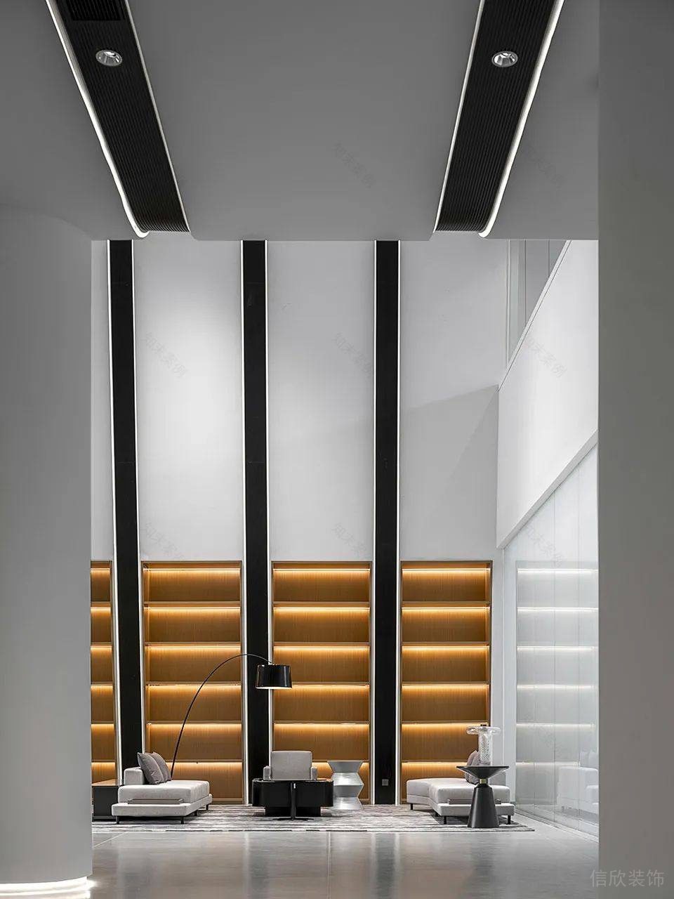 摩登现代风办公室装修案例接待厅木纹色装饰柜