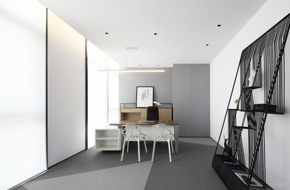 现代淡色系风格办公室装修案例黑白灰色调董事长办公室