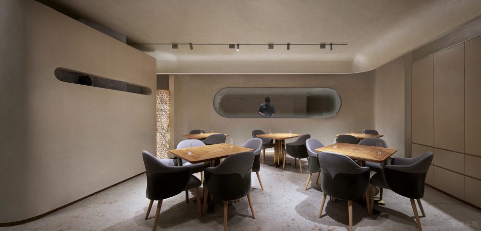 现代极简餐厅开放式四人区装修设计