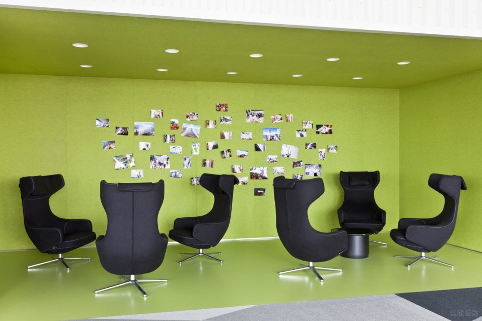 简约混搭风办公室装修设计绿色工作讨论区