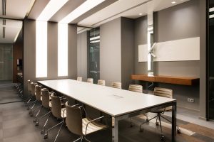 前卫现代风办公室装修设计暖灰色小型会议室效果图