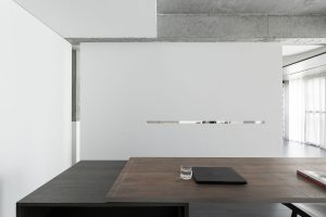 深圳龙华极简风格工作室办公空间装修设计 白色隔断
