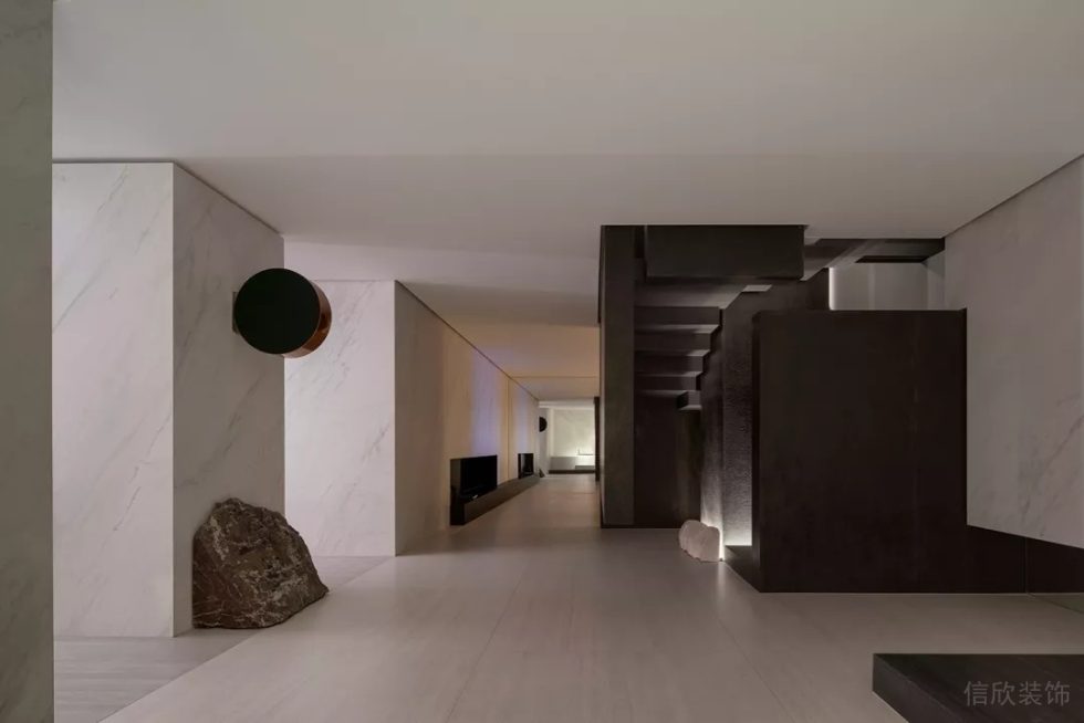 西班牙宝瓷兰岩板装修设计效果图 米色地板