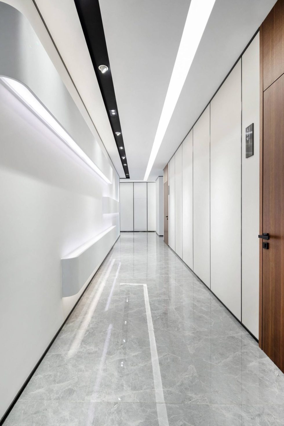 米白色极简风办公室装修设计米白色走廊
