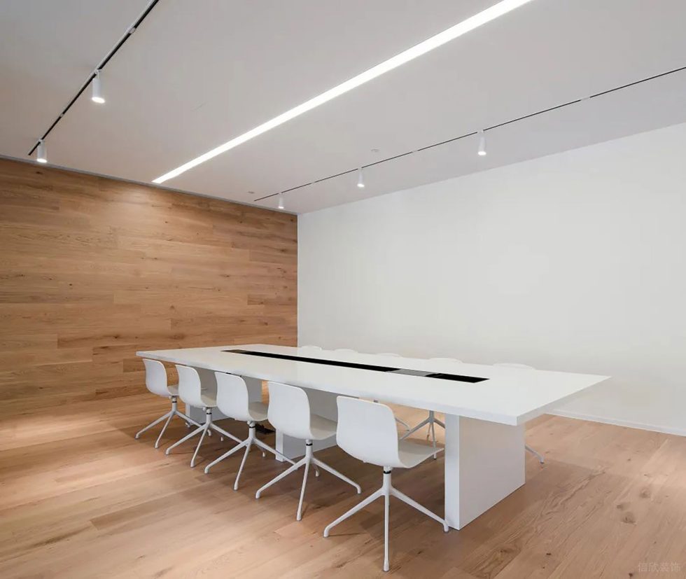 白木色简约风办公室装修设计白木色会议室