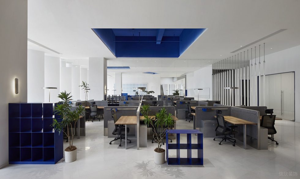 灰白色现代风格办公室装修设计灰白色办公大厅效果图