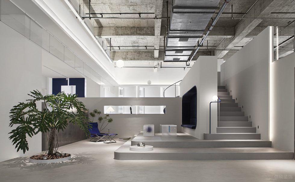 灰白色现代风格办公室装修设计浅灰色多功能休闲厅